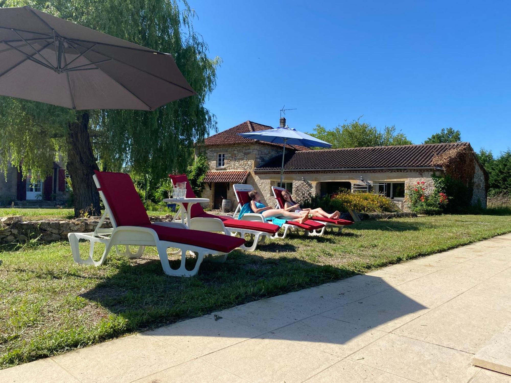 Sfeervol Vakantiehuis Op Landgoed Aan De Dordogne Villa Prudhomat Exterior foto